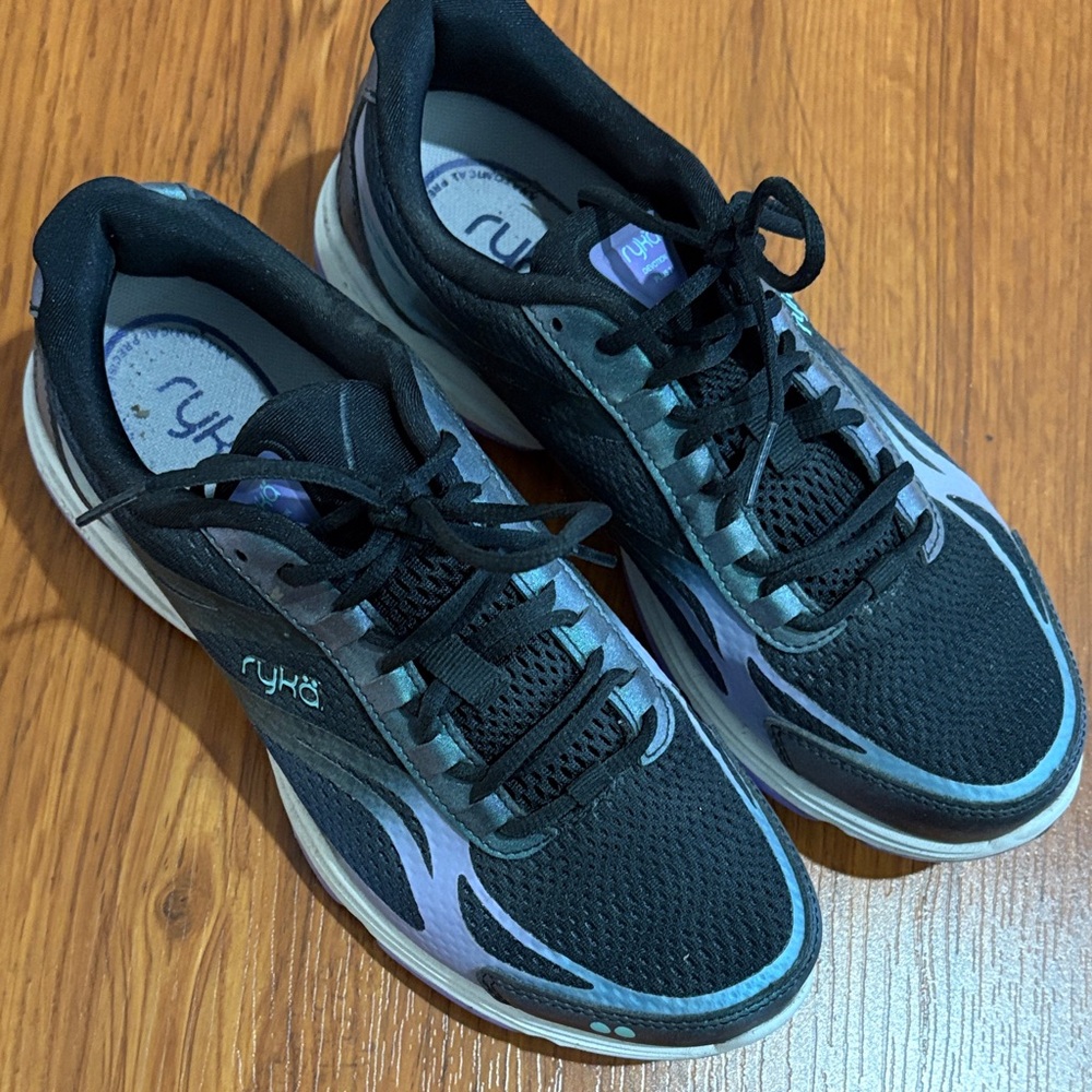 Ryka Black & Teal Athletic Sneakers
